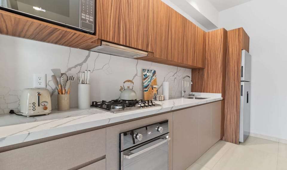 Fully equipped kitchen