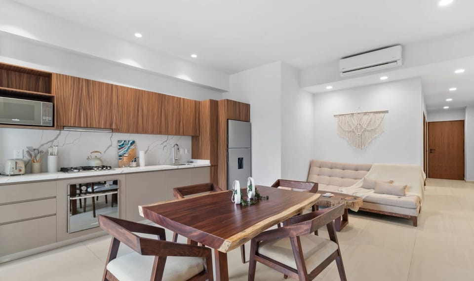 Dining table and Fully equipped kitchen