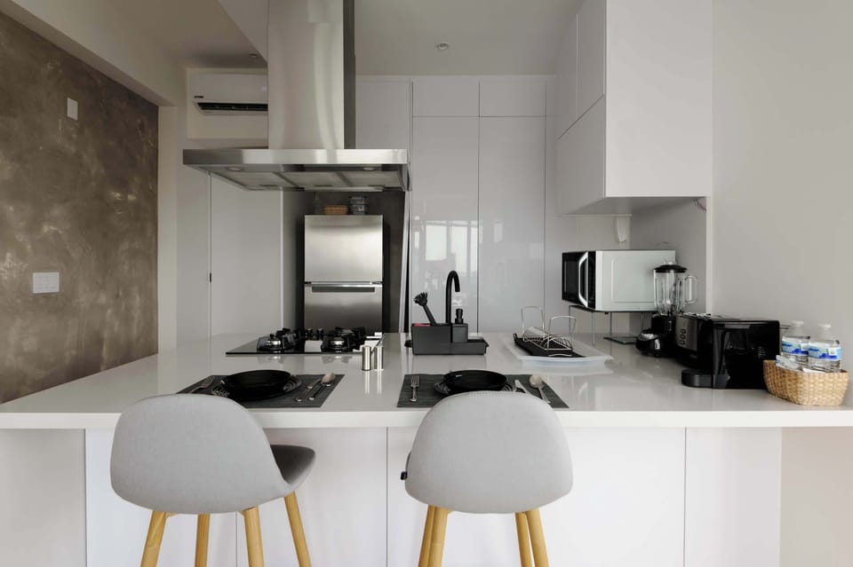 Modern kitchen bar