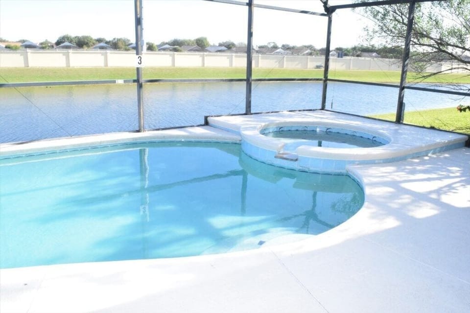 Pool2