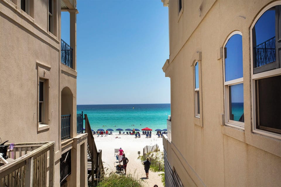 21-Holiday-Beach-Access-Alt
