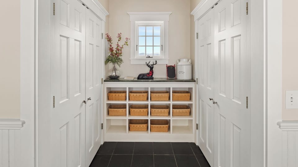 Mud room