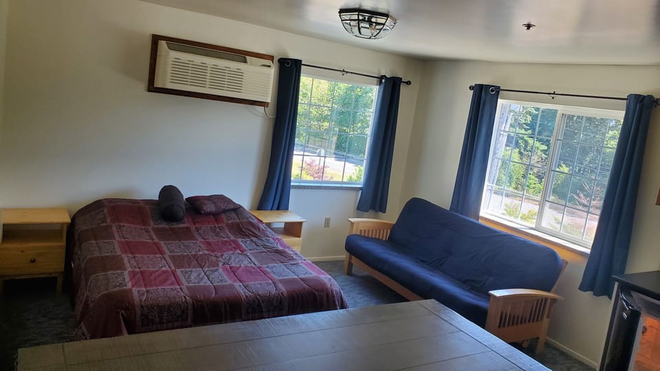 Queen bed and futon