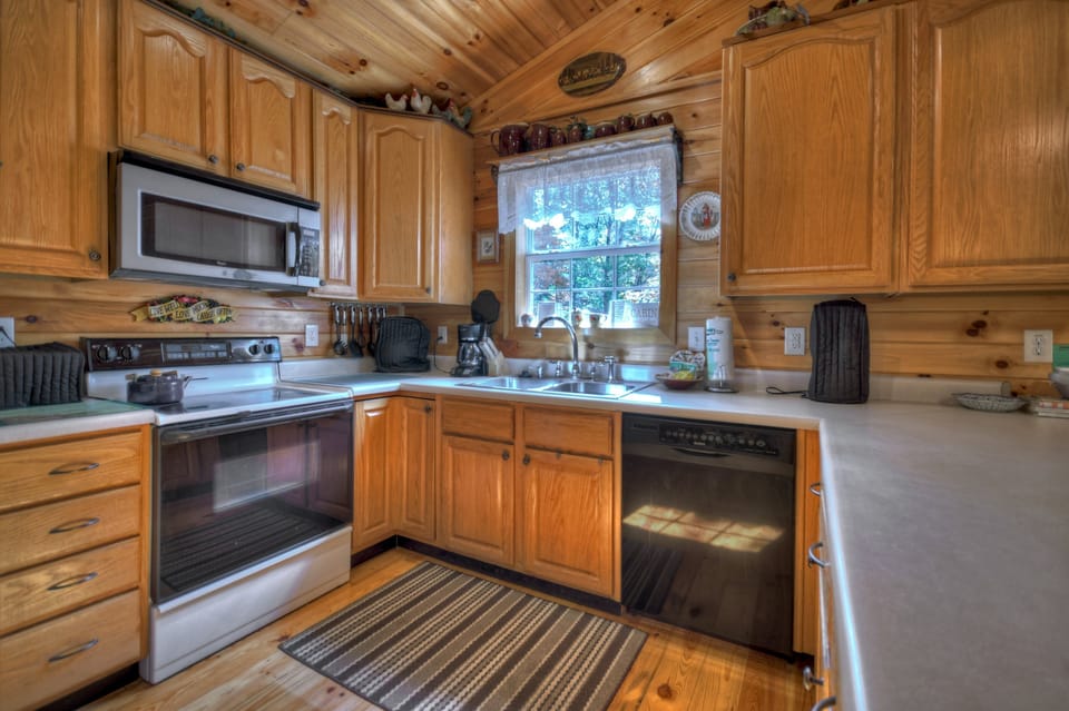 Well Equipt Kitchen