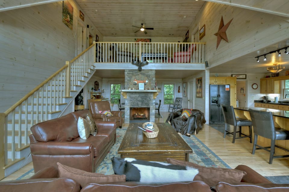 Main Level Living Area with Seasonal Gas Fireplace