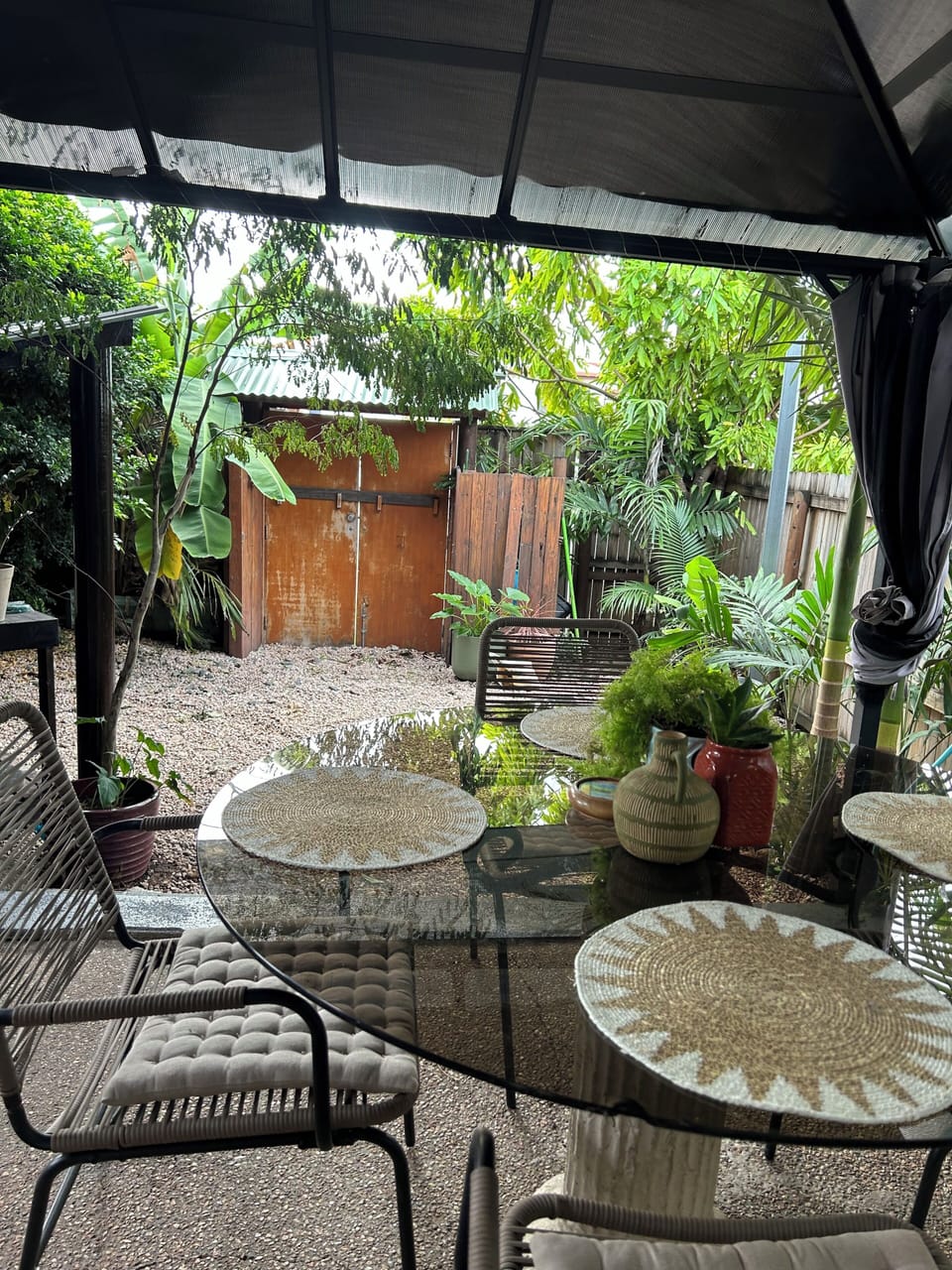 Outdoor dining