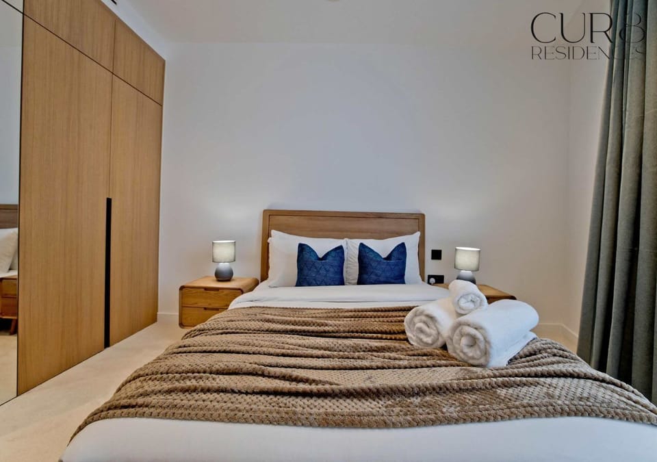 Cozy bedroom with a relaxing atmosphere for restful nights