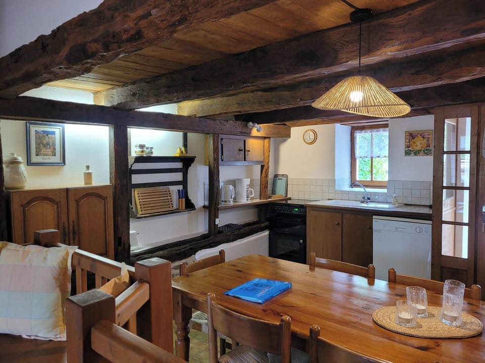 Gite La Cave Kitchen
