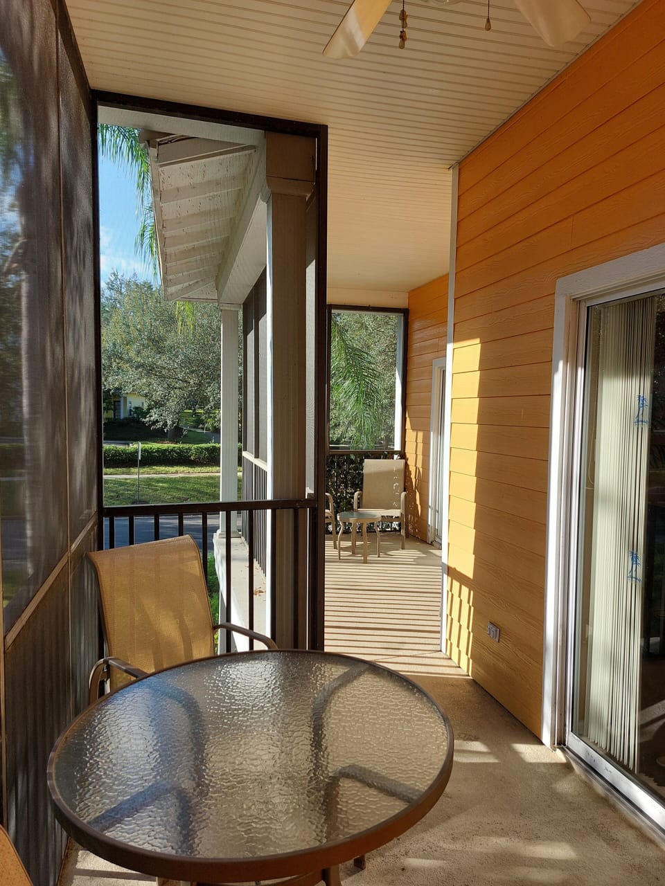balcony