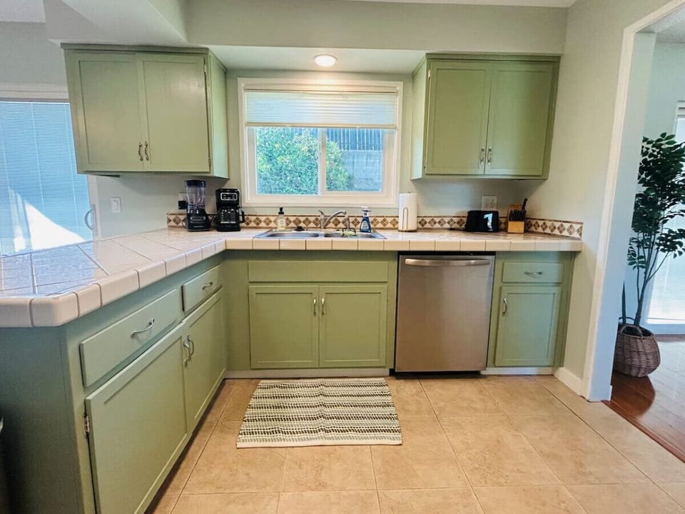 Open kitchen