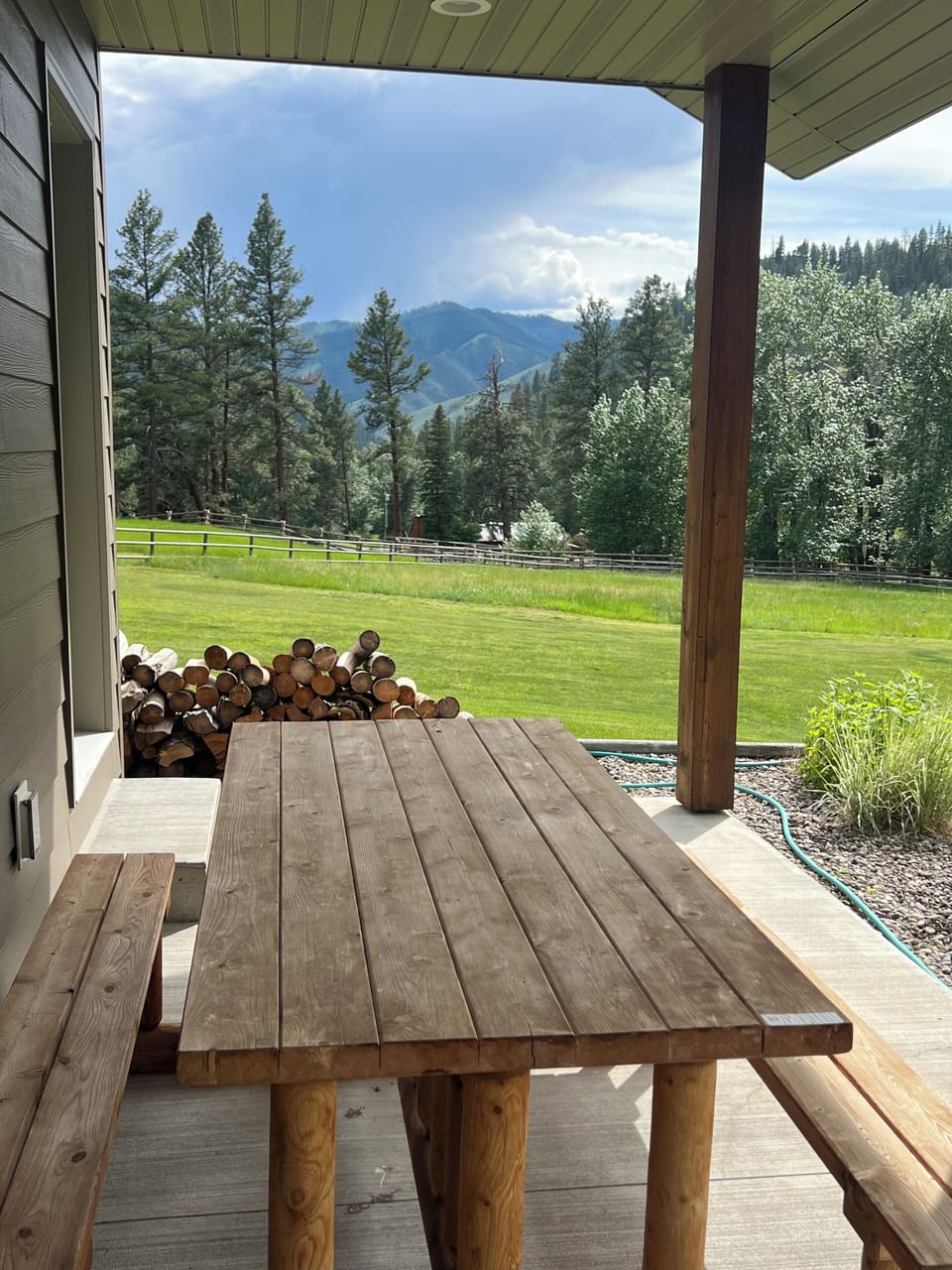 Outdoor dining