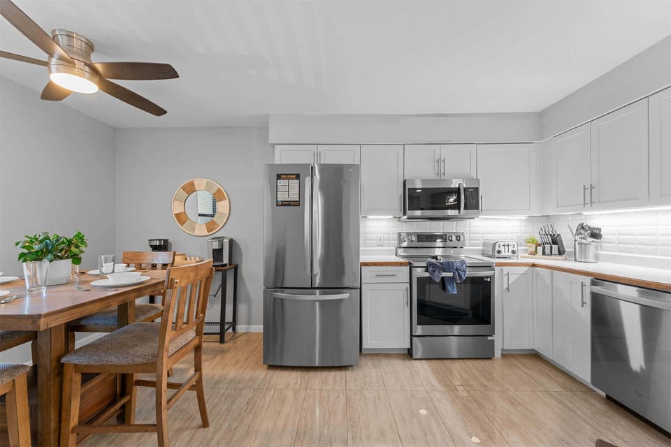 Fully furnished and equipped kitchen