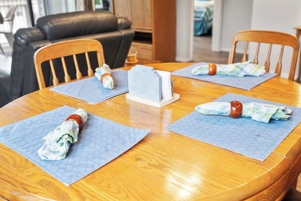 Dining table with seating for 4
