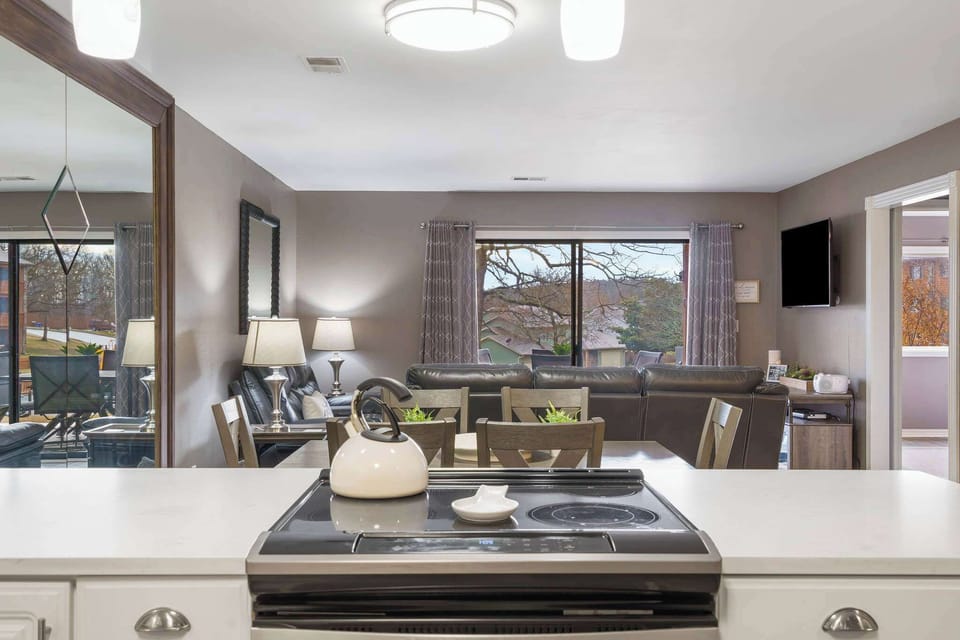 Fully equipped kitchen