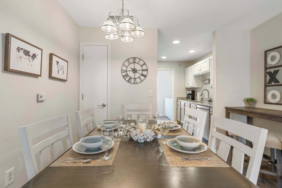 Dining table for 6