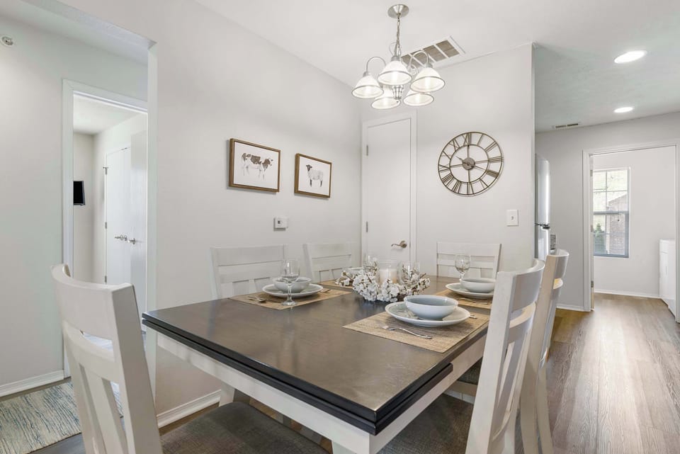 Dining table for 6