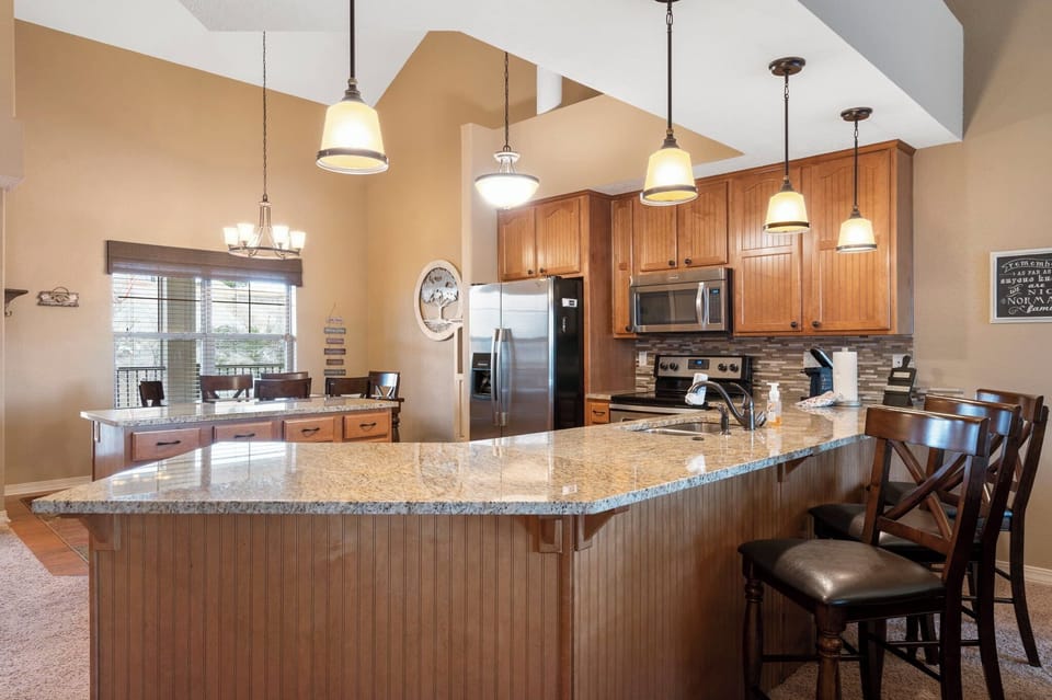 Kitchen bar counter with seating for 3