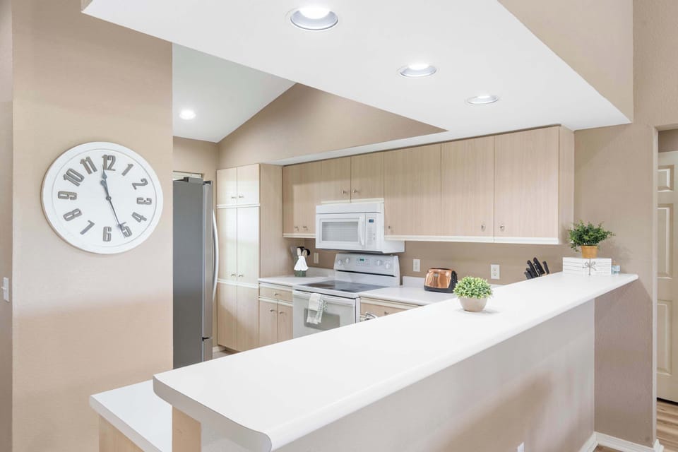 Fully equipped kitchen with spacious countertops for prepping  your meals