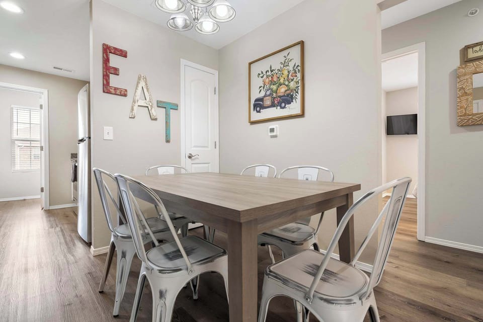 Dining table with seating for 6
