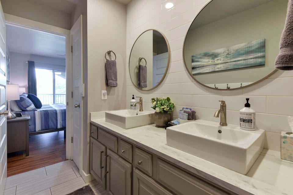 Bathroom #1 with Shower  En-Suite to Bedroom #1