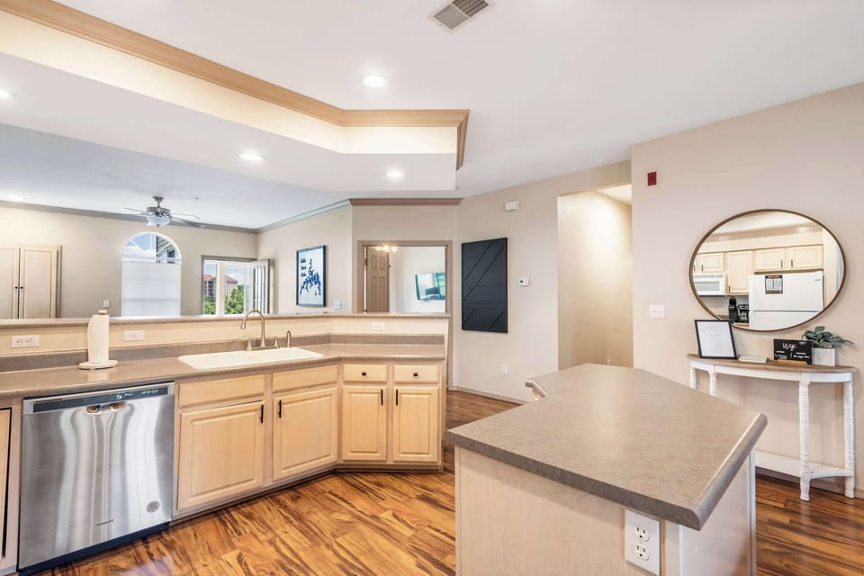 The open kitchen offers ample space & is well-equipped for your visit