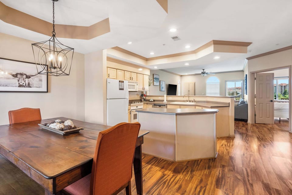 Enjoy the breezy, open layout between the dining/kitchen/living areas