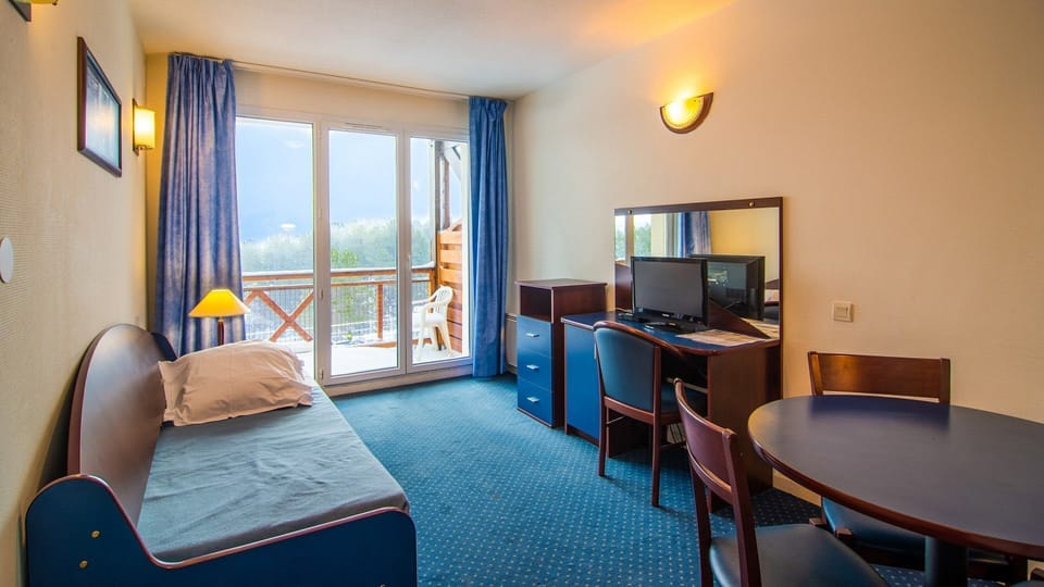 Come and stay in our cozy Studio for 2 in the mountains.