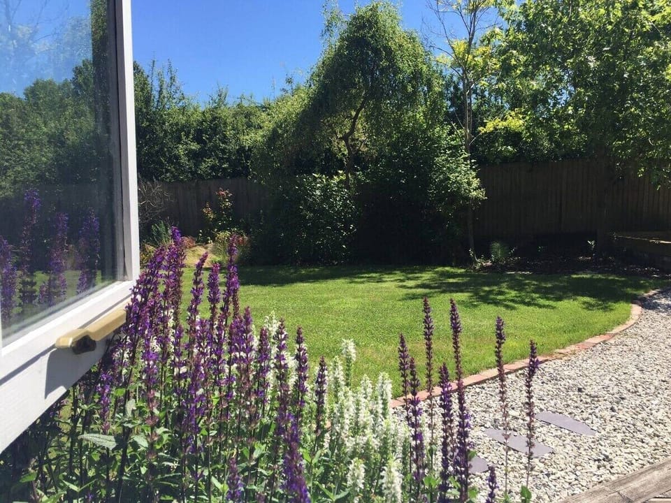 Views to Rear Garden from Cabin - Note that Cabin only Guest Garden is to the front