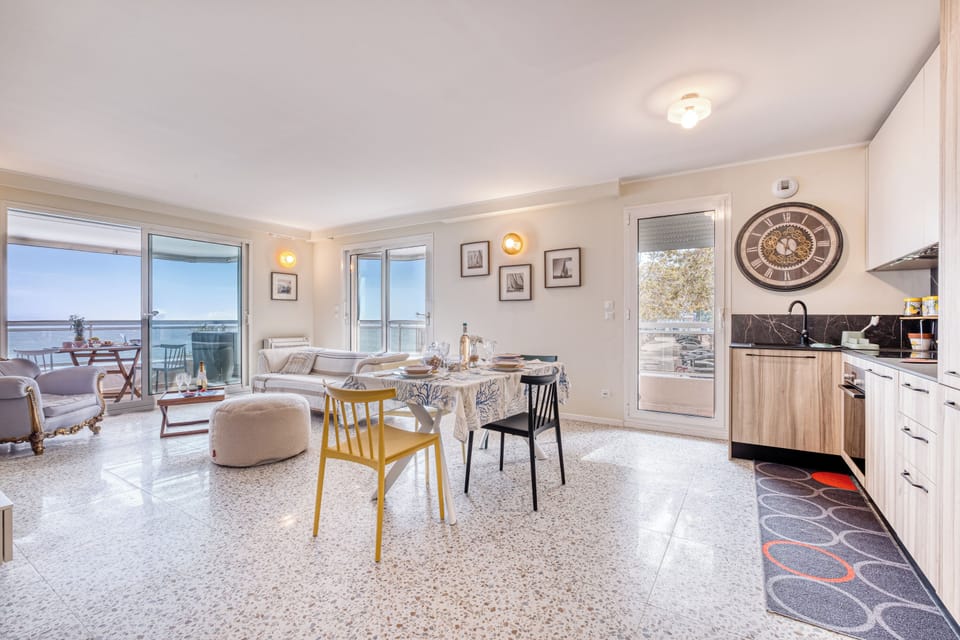 Living and dining room