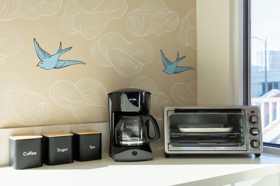 Kitchenette.
