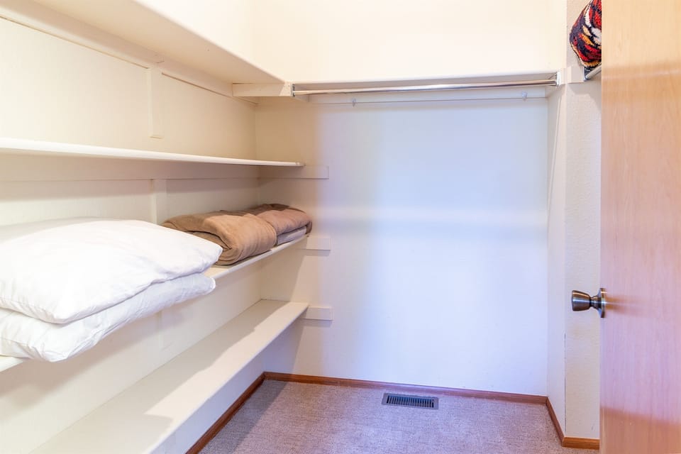 Walk in closet