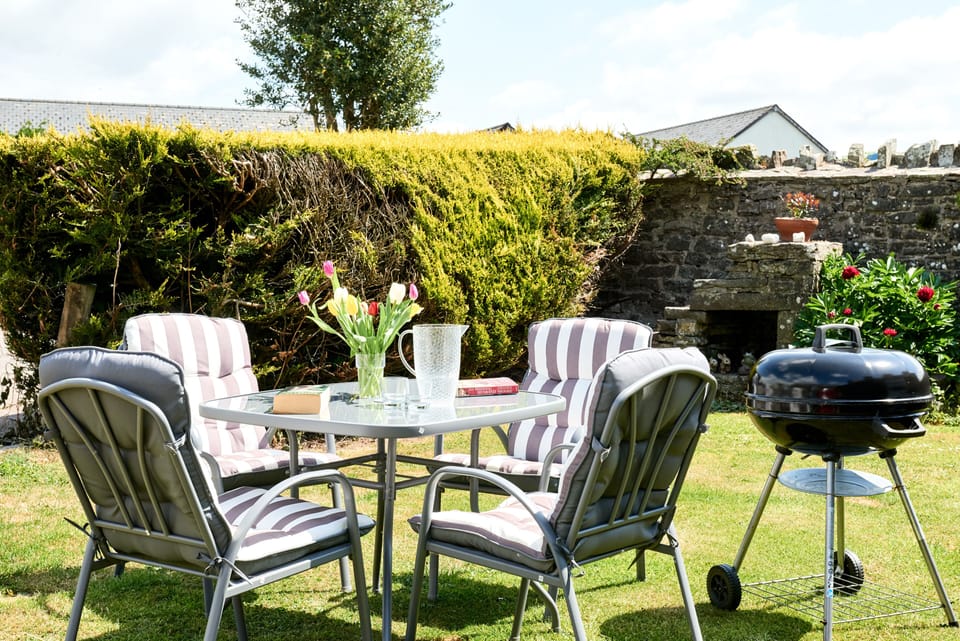 Trefaen Cottage Garden