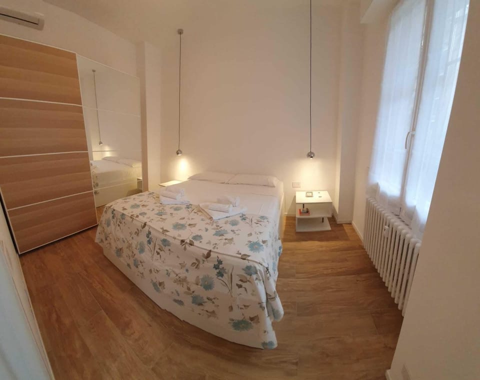 Bedroom (2)
