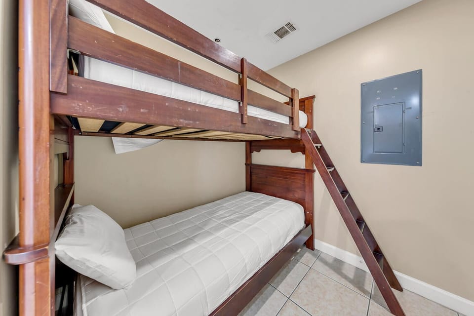 Bunk room