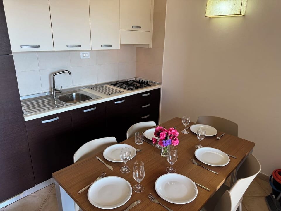 Kitchen and dining area