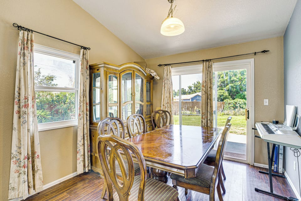 Dining Area | 1st Floor | Dishware & Flatware