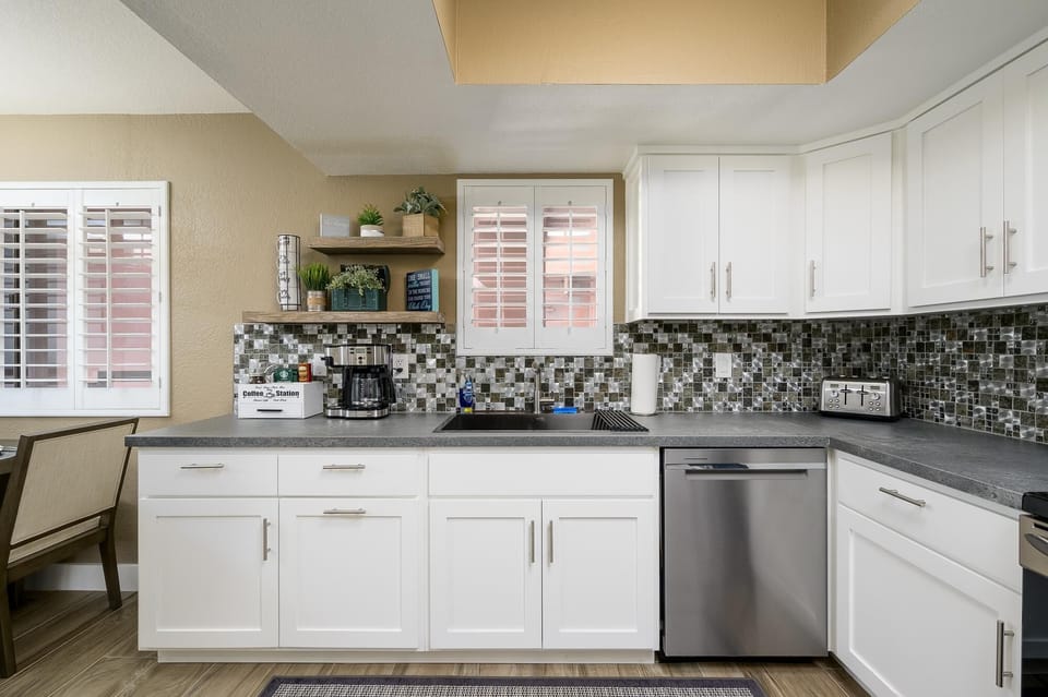 All small appliances provided.