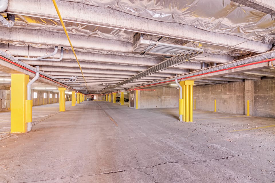 Parking | Community Garage (1 Vehicle)