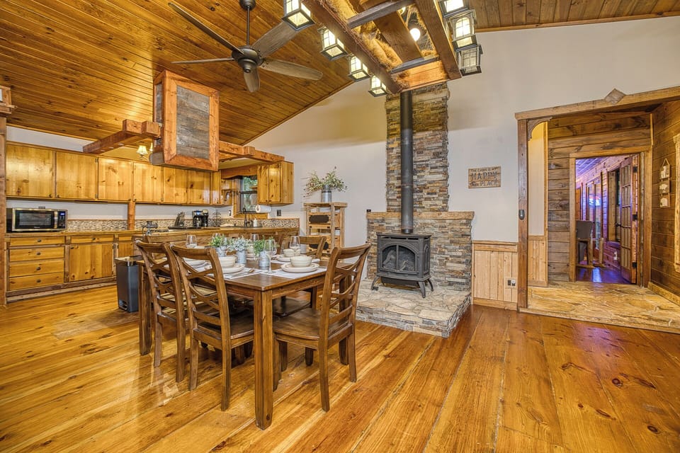Entertain friends & family in the open kitchen & dining room w/ seating for six.