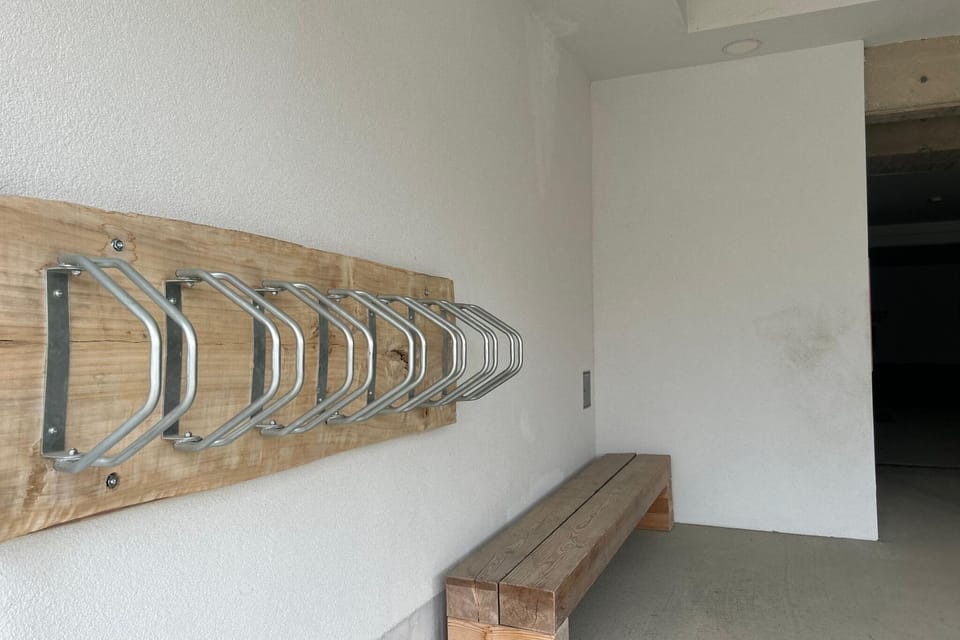 Entrance / Reception