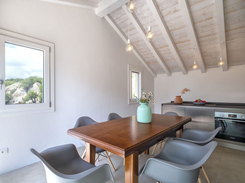 Table, Furniture, Tableware, Chair, Blue, Interior Design, Plant, Floor, Building, Outdoor Furniture