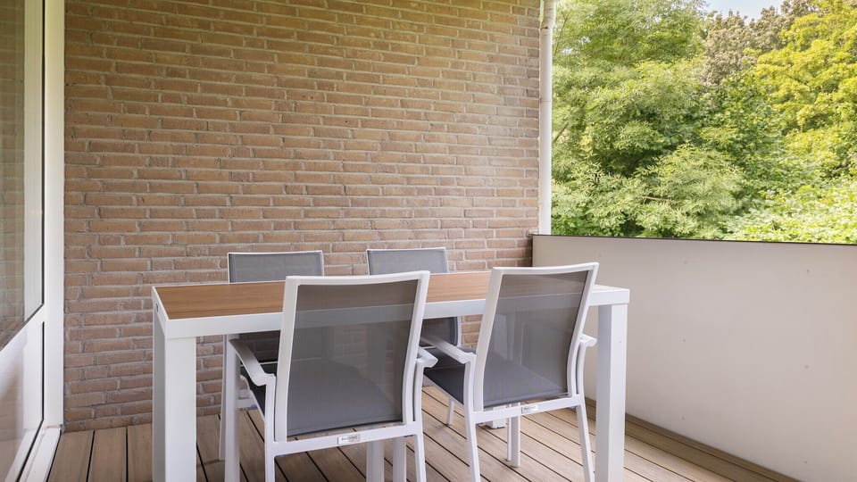 balcony-terrace