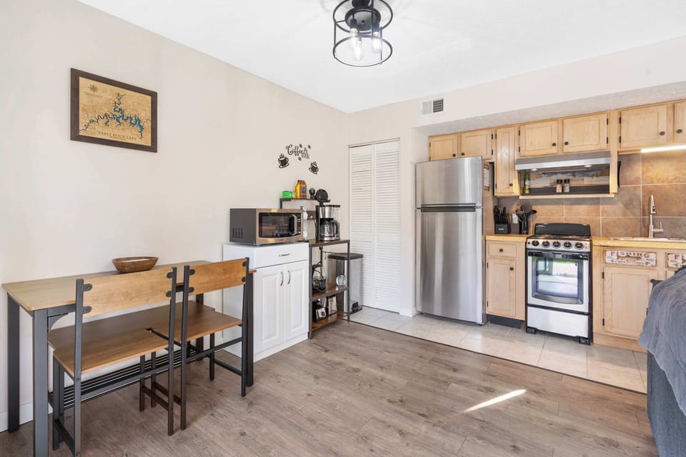 Kitchen area
