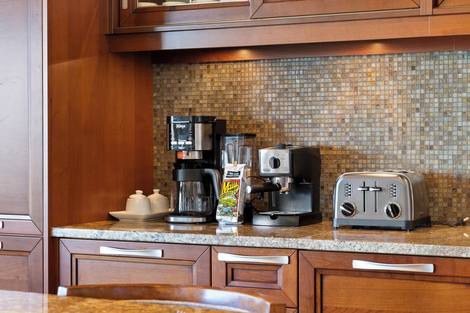 Brew the perfect cup in Wailea Luxury Residence Hoolei 23-3’s kitchen with top-tier appliances.