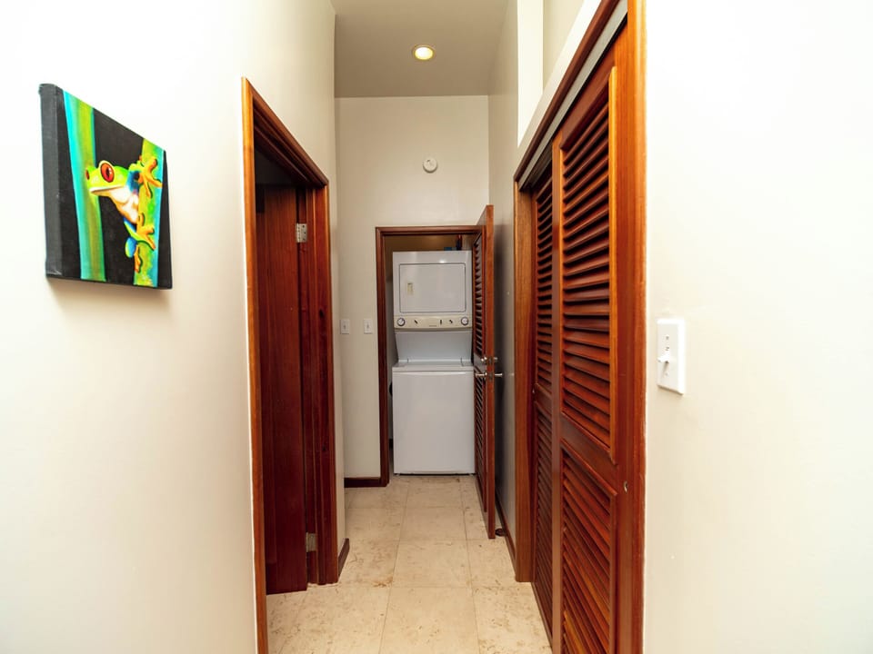 In unit washer & dryer