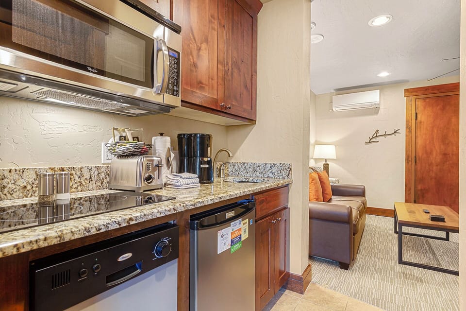 Kitchenette