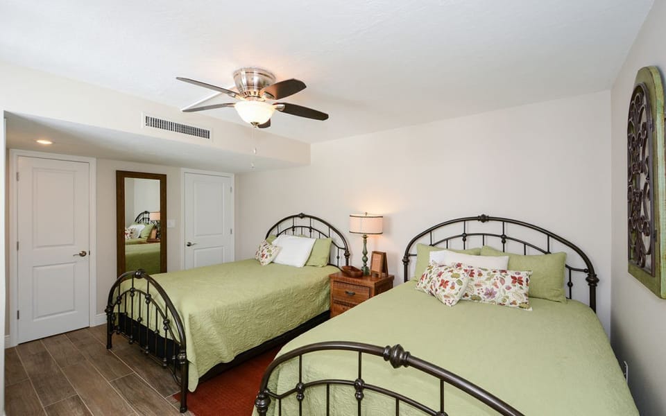 guest bedroom