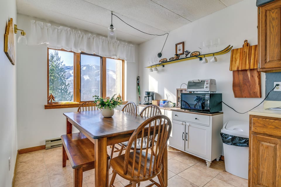 Dining Area | Slopeside Views