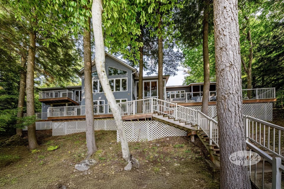 Muskoka Illusion Stairway to Waterfront