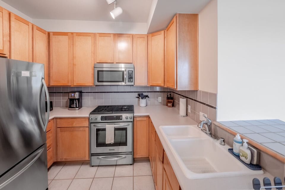 Fully equipped kitchen